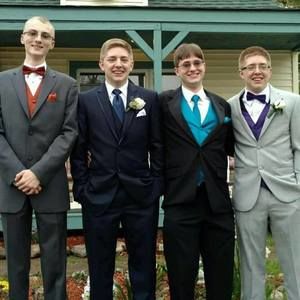 Meet your Posher, Nicholas